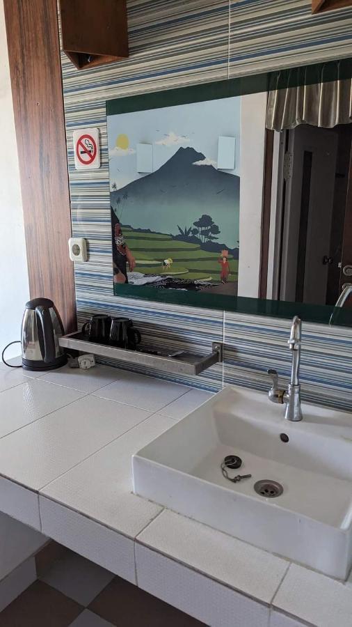 Jasmin Homestay ซานูร์ ภายนอก รูปภาพ